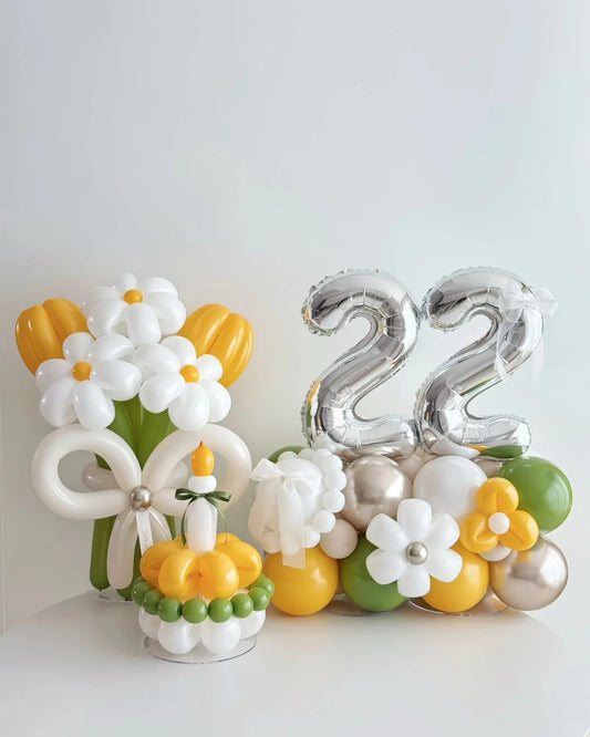 Golden Daisy 22 – Birthday Balloon Set