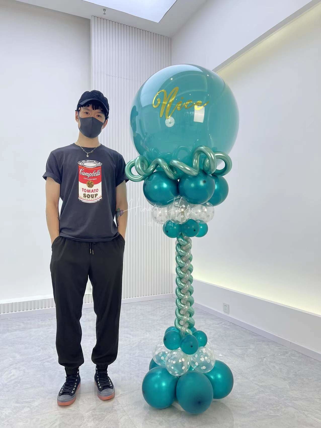 Simple Twist-styled Guide Pillar