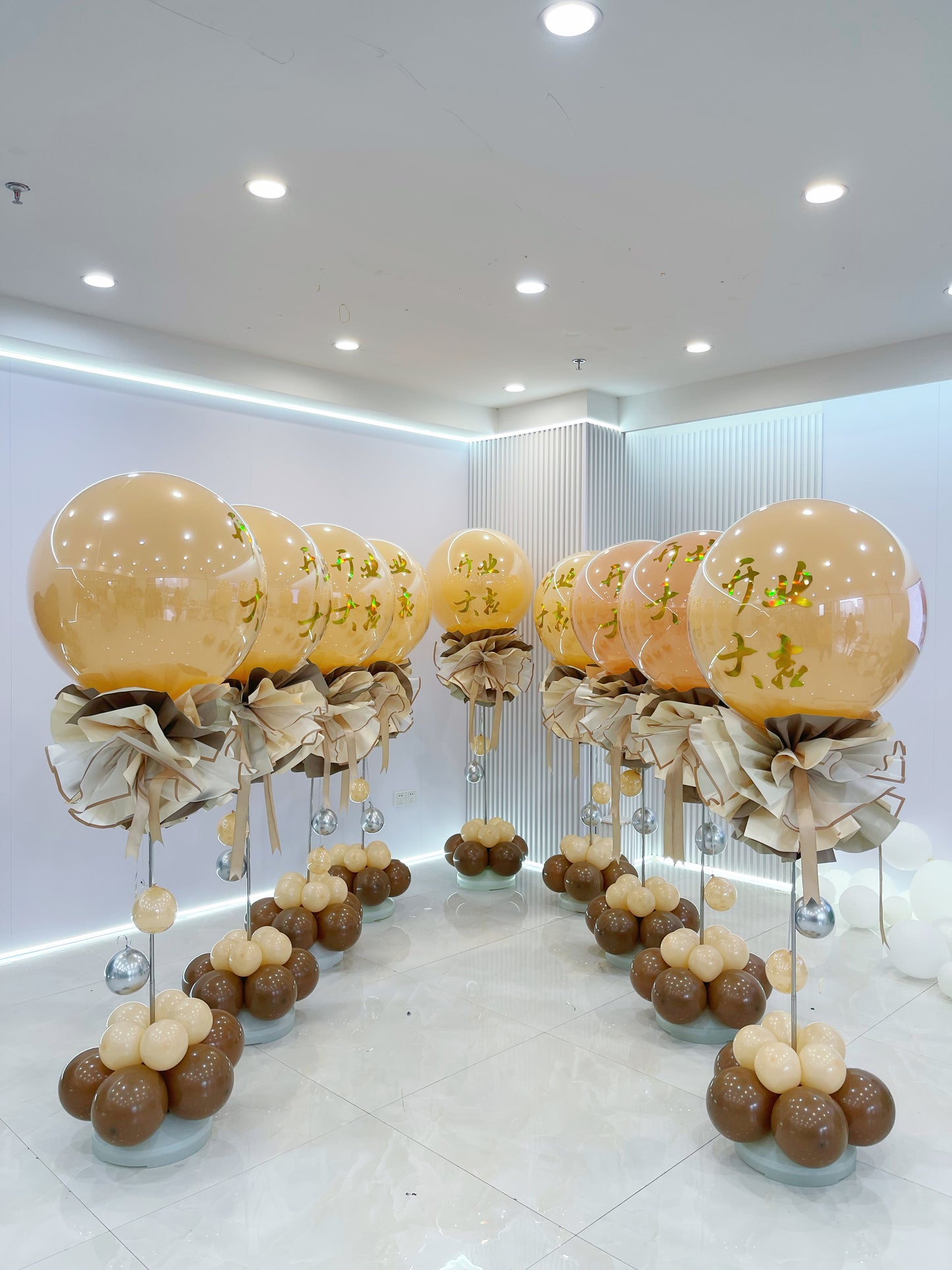 Cappuccino Grand Guiding Pillar