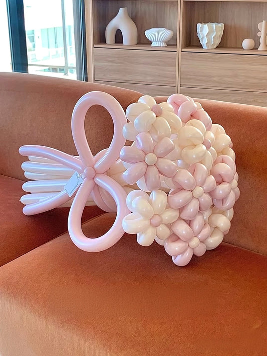 Signature pearl white and bean pink